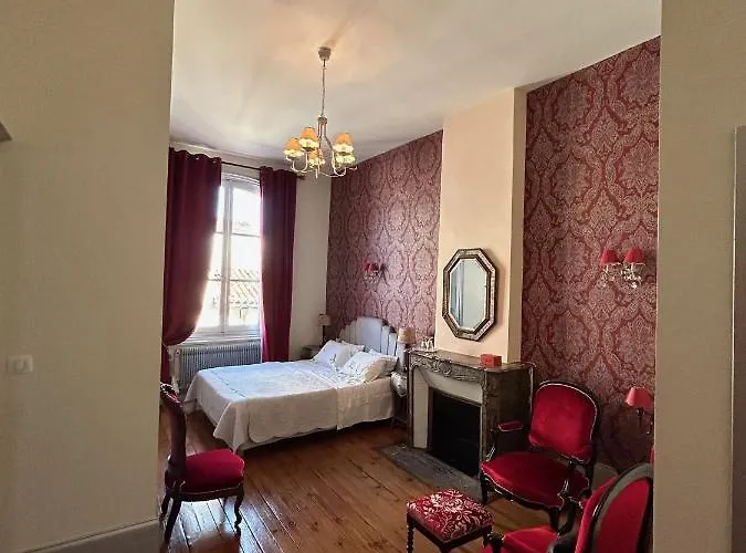 Bed & Breakfast Le Jardin Des Anges Saint-Jean-dʼAngély