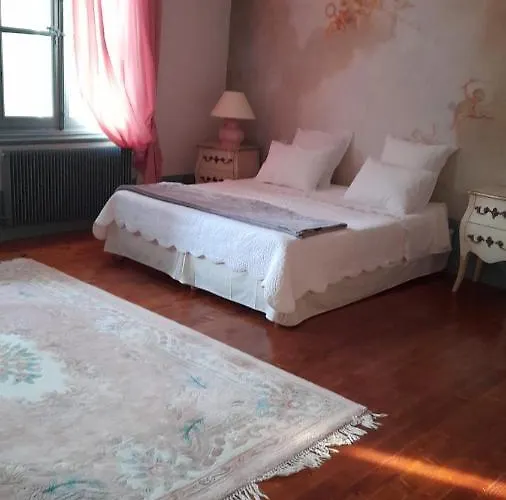 Le Jardin Des Anges Bed & Breakfast Saint-Jean-d'Angely